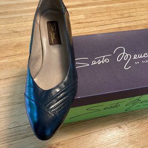 Navy Blue Sesto Meucci Pumps